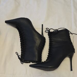 Steve Madden Black Lace-Up Heeled Boots